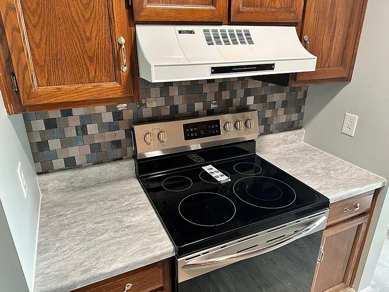 40 Greenbriar Dr #1A — Photo 16