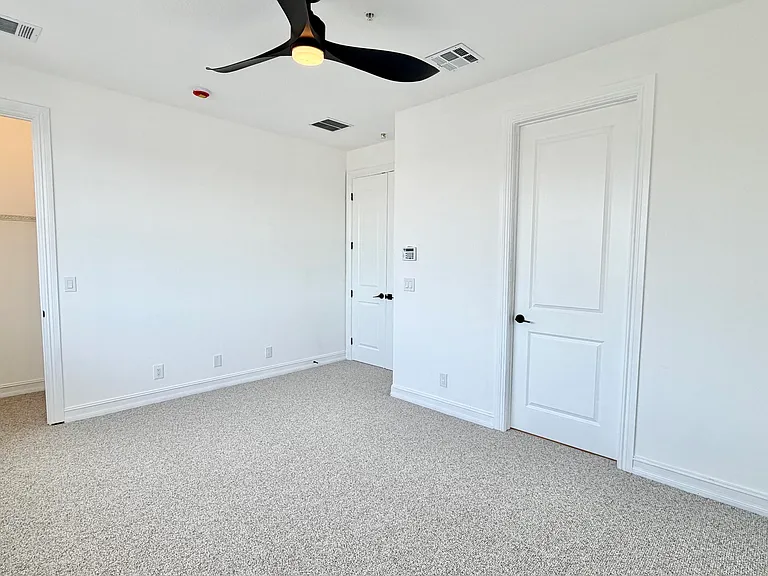 810 3rd Ave N #78 — Photo 49