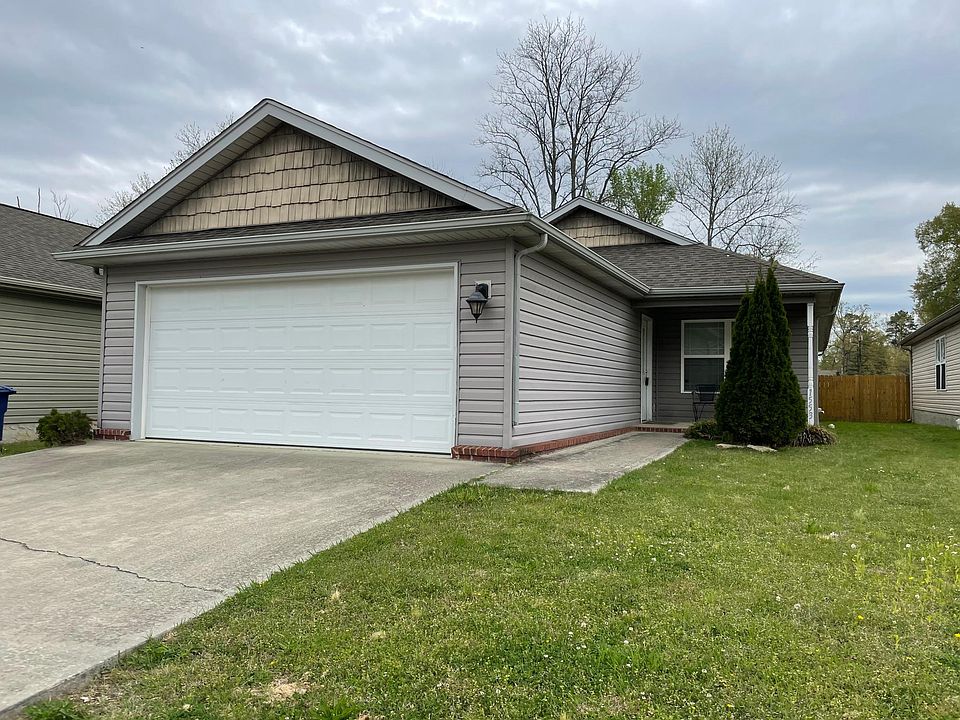 1st image of 1553 Southernwood Dr
