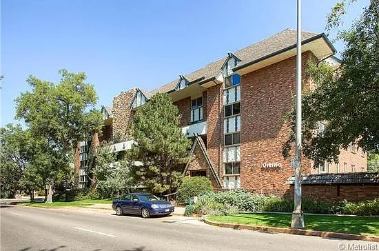 1260 York St #301 — Photo 1