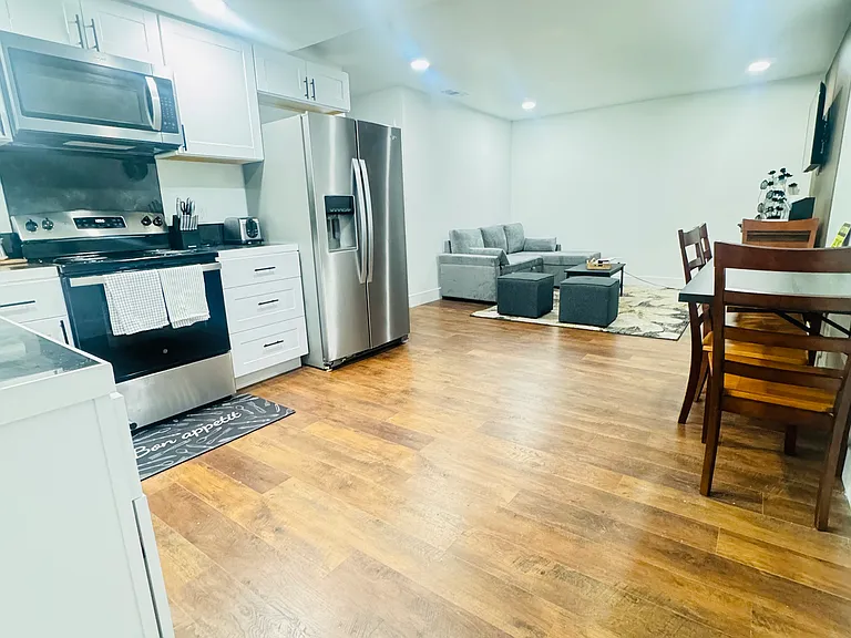 436 Cameron Way #1 — Photo 5