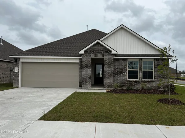 137 Romain Picard Dr, Maurice, LA 70555