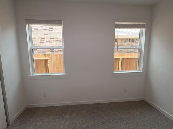 5th image of 5235 Light Willow Ln