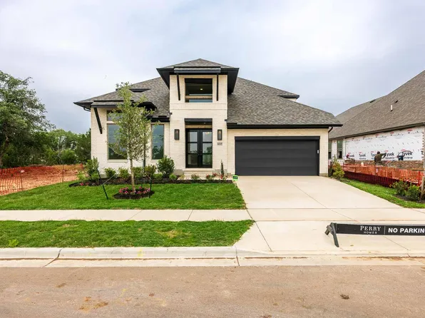 800 High Summit Dr, Georgetown, TX 78628