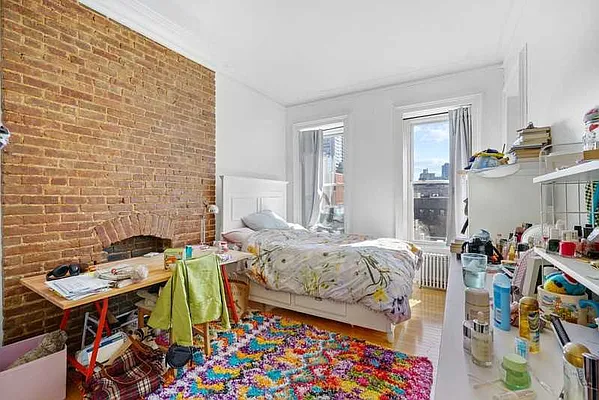 Rented by Cooper & Cooper Real Estate | media 2