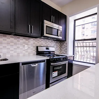 Rented by Nooklyn NYC LLC | media 25