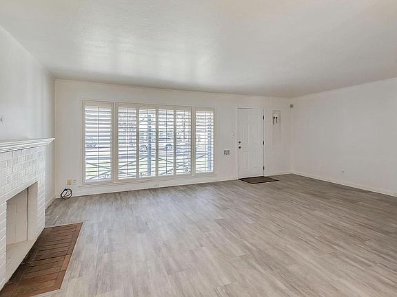 3rd image of 5311 Carmela Way