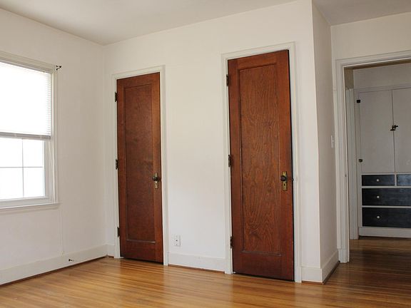 3rd image of 2116 Emerson Ave APT 3