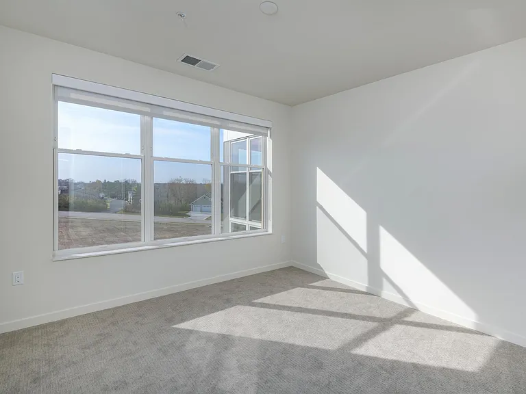 Will Rose Apartments — Photo 24