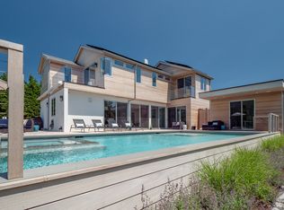 17 Cliff Rd, Amagansett, NY 11930