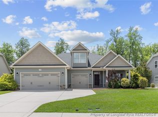 194 Stonebriar Ave, Raeford, NC 28376