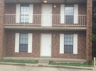 108 Honeysuckle Ct APT 4, Radcliff, KY 40160