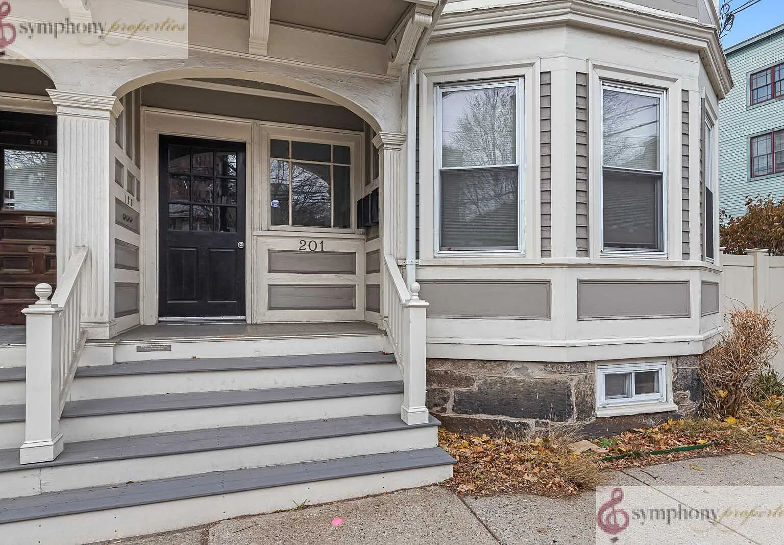 3 bed, 1.5 bath, $3,700 — Photo 3