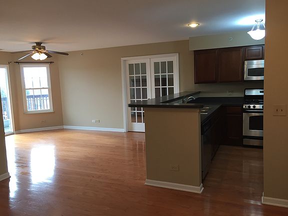4th image of 231 W Lynn Dr Unit 5