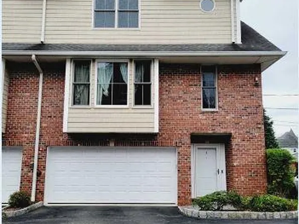 426 Hillside Ave #1, Palisades Park, NJ 07650