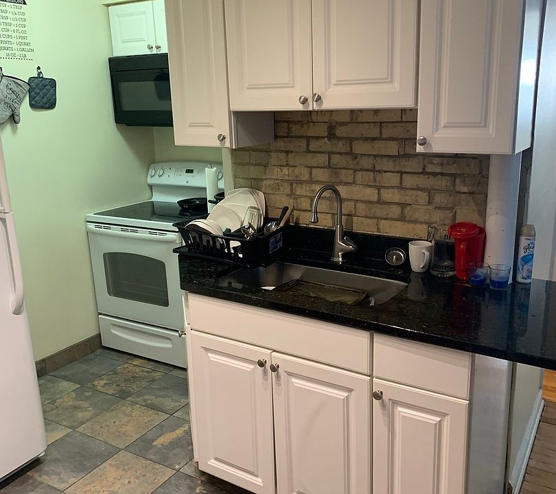 2nd image of 1534 Park Ave #101