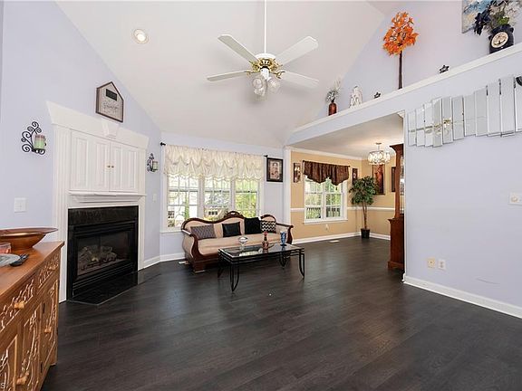5th image of 5125 Old Plantation Cir