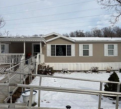2nd image of 1 Wildwood Ln
