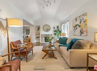 9039 Phyllis Ave, West Hollywood, CA 90069
