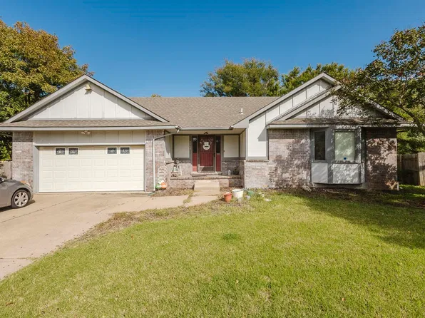 8969 E Blake Ct, Wichita, KS 67207