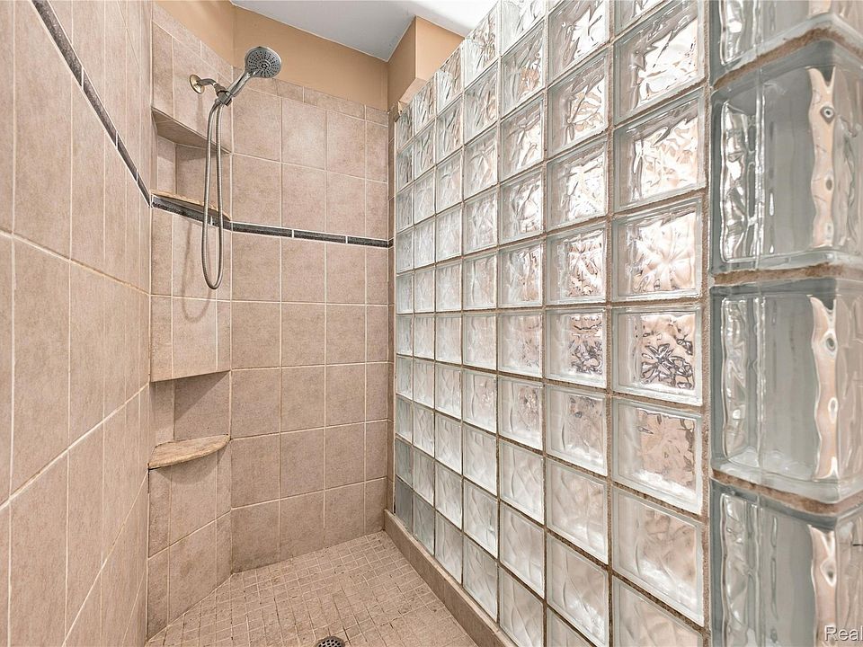 31191 Kingswood Blvd, photo 30