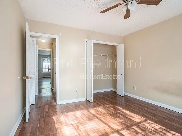 5467 Park Pl S — Photo 16