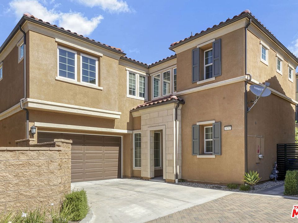 1st image of 20705 W Chestnut Cir