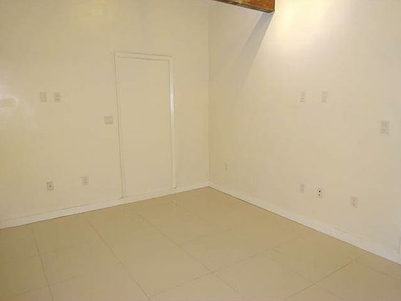 Generous Living room area