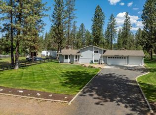 13022 W Meadowview Ln, Nine Mile Falls, WA 99026