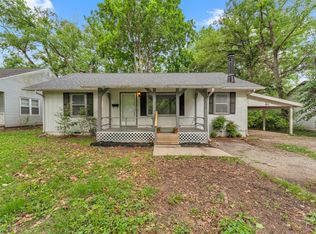 1439 S Luster Ave, Springfield, MO 65804