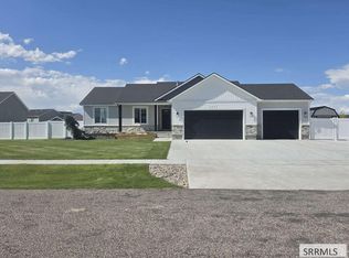 5059 E Allcott Dr, Iona, ID 83427
