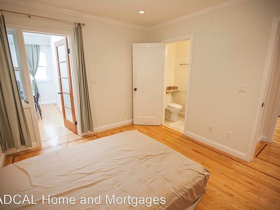 3rd image of 2223 42nd Ave Room C