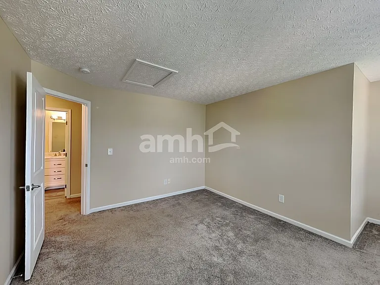 317 Evergreen Cir — Photo 18