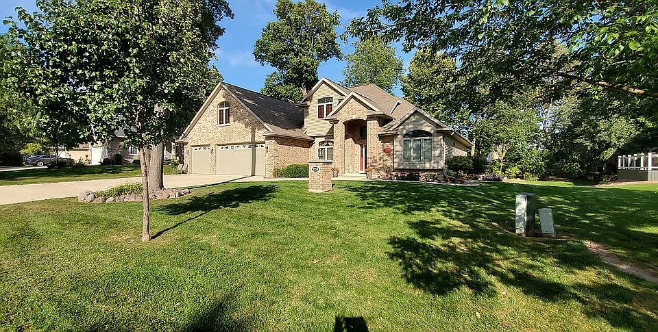 1st image of 2118 Palmer Dr