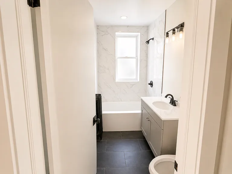 6839 S East End Ave #3S — Photo 3