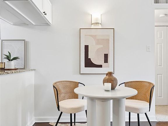 4th image of 400 S Lafayette Street #306