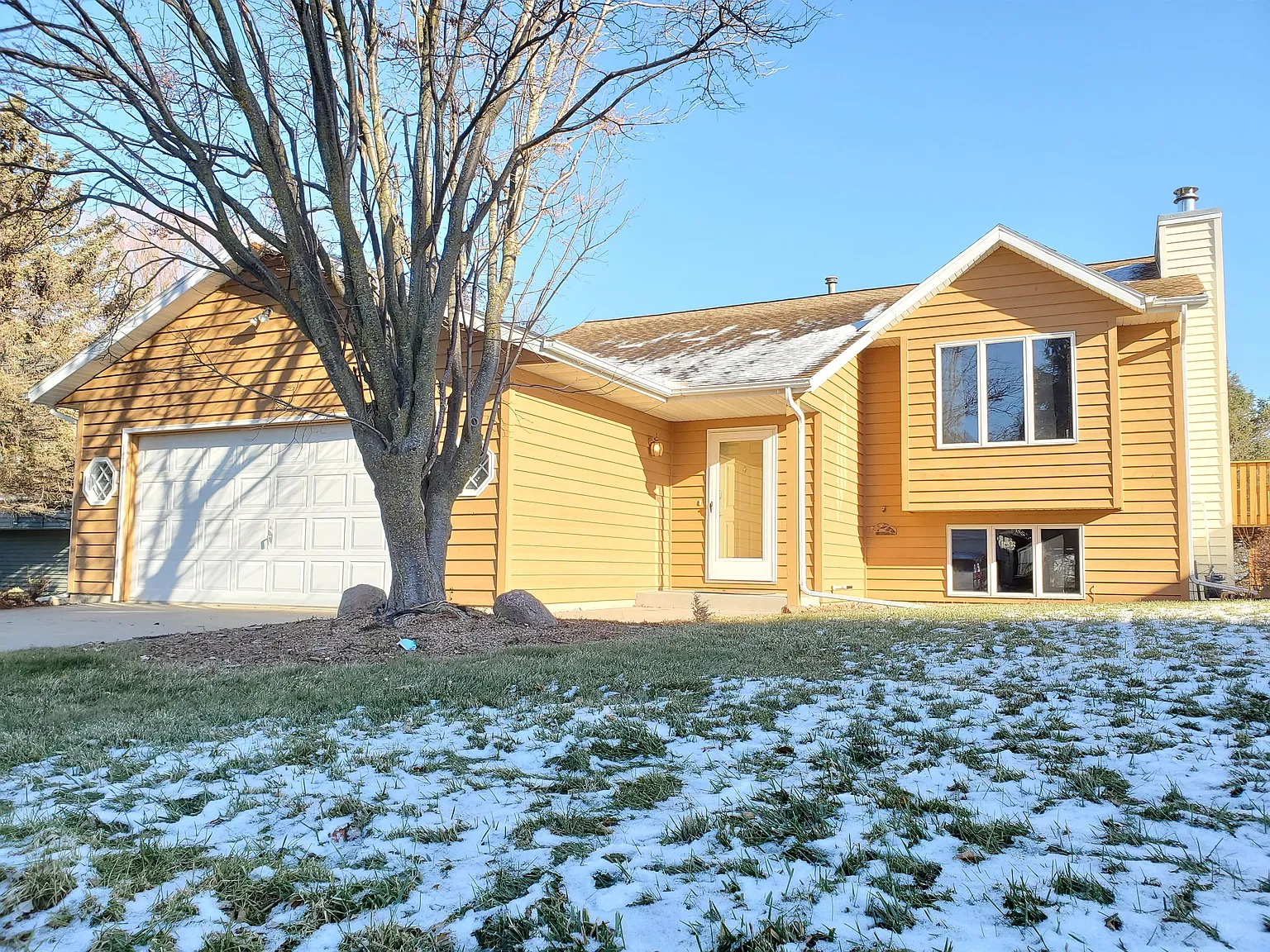 3742 10th Avenue Southwest - 1 — Photo 1