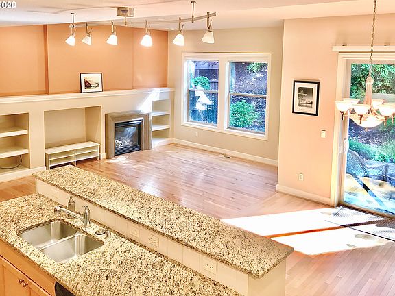 4th image of 4323 SE 178th Pl