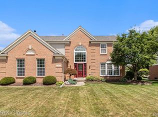 5867 Hathaway Rd, Canton, MI 48187