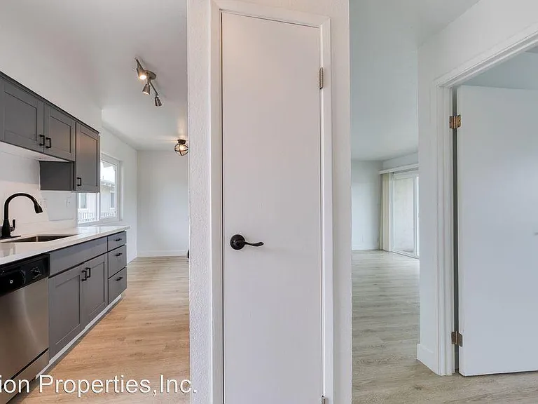 35750 Bettencourt St — Photo 17
