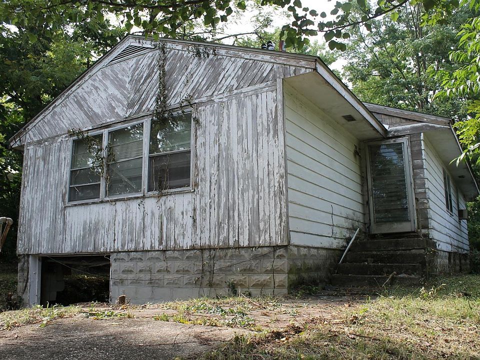 1st image of 253 Winn St