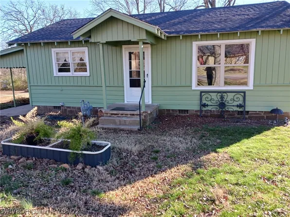 548 W 5th St, Booneville, AR 72927