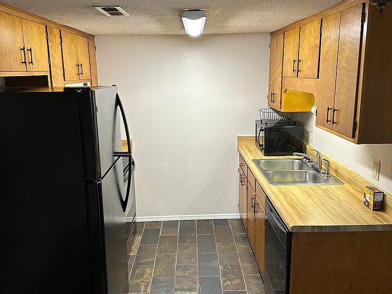 3640 Monte Vista Dr #3640 — Photo 5