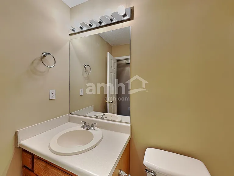20 Michelle Ln — Photo 15
