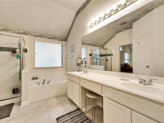 5th image of 5401 Alazan Bay Dr