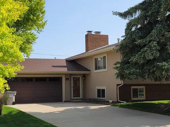 1321 W Hill Rd, Laramie, WY 82072