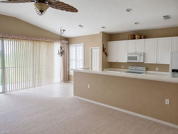 5th image of 1993 Crestview Way APT 131