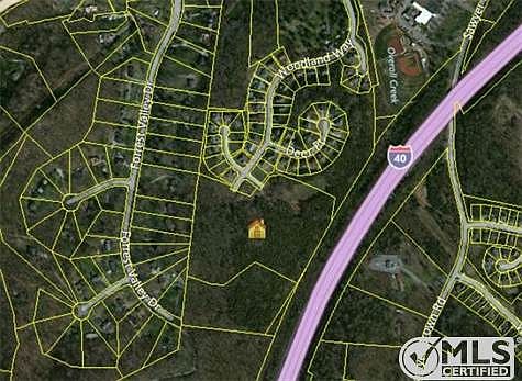 2nd image of 801 Woodland Way