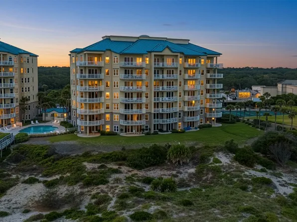 4776 Amelia Island Pkwy APT 14, Fernandina Beach, FL 32034