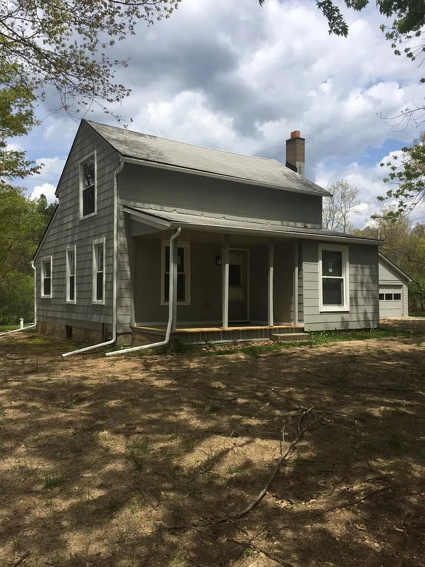 11325 Hyne Rd photo 1